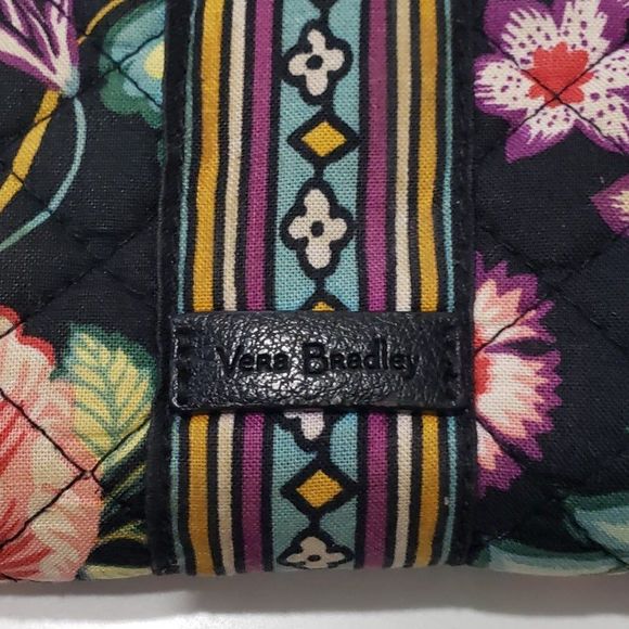 Vera Bradley Zippered Clutch / Wristlet, Wallet, Approx. 8 x 4 - Picture 2 of 8